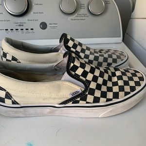 checkered vans